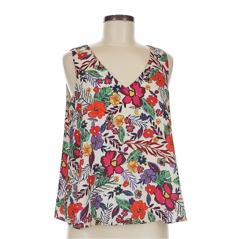 Red and Pink Boxy Tank Top with Sleeveless Design